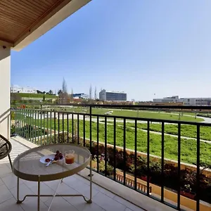https://carcavelos-apartment.hotels-lisbon-portugal.com