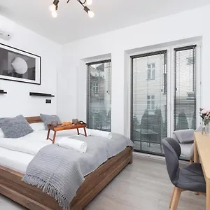 Apartment Modern Cracow Rakowicka 14 By Renters, Krakow