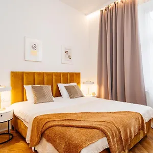 Apartment Crystal House - Loftaffair Collection, Krakow